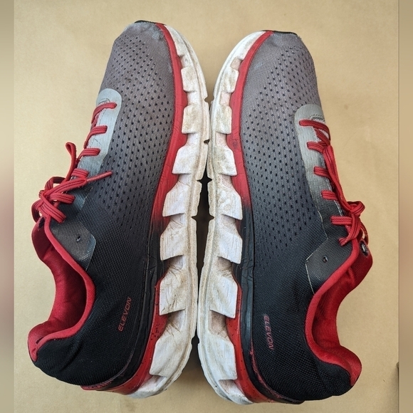 Hoka One One Elevon men's sz 13 running cross training ,  Grey/blk /red. Some fa - Picture 5 of 9